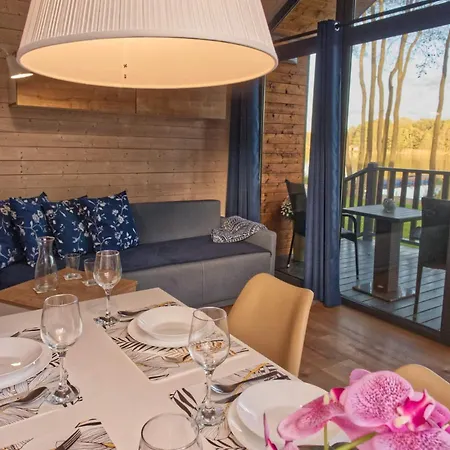 Przystan Nad Zatoka - Osada