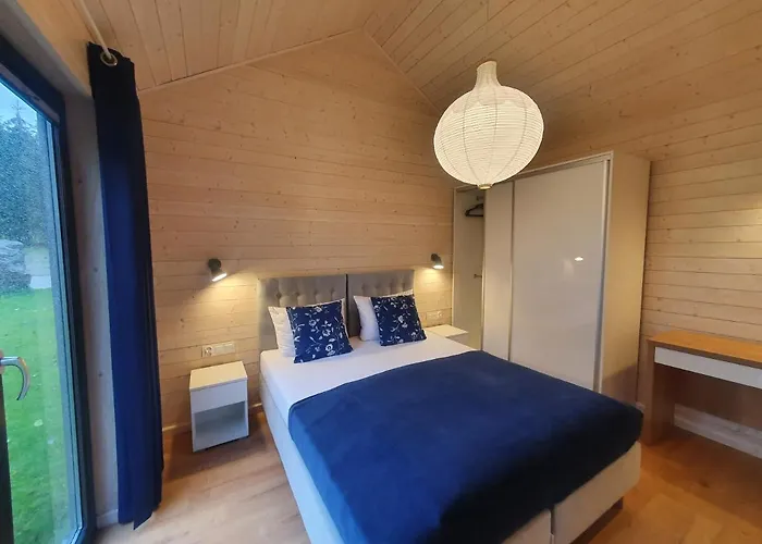 Przystan Nad Zatoka - Osada * Lubieszewo (Drawsko)