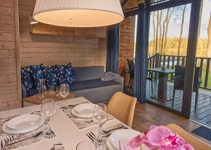 Przystan Nad Zatoka - Osada