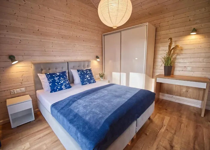 Przystan Nad Zatoka - Osada Semesterbostad Lubieszewo (Drawsko)