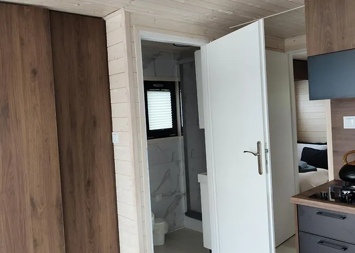 Przystan Nad Zatoka - Osada *